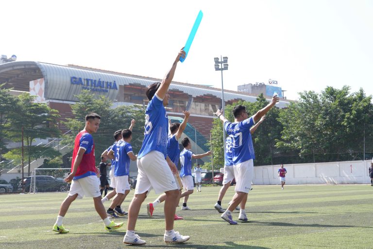 Đội vô địch Giải bóng đá OneHousing thổ cư 2025